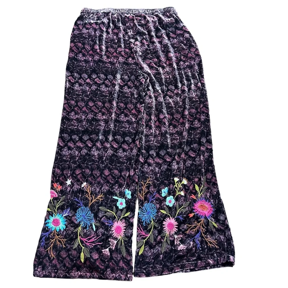 JOHNNY WAS: NWT Ulla Floral-Embroidered Velvet Pants -Size XL - Picture 7 of 15
